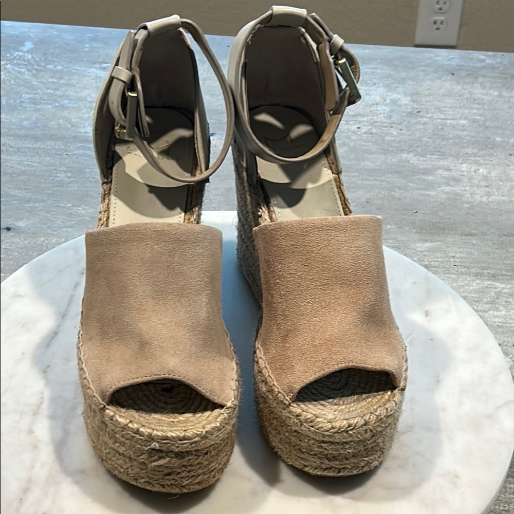 Marc Fisher LTD women’s Alida Espadrille wedge sandals size 9.5